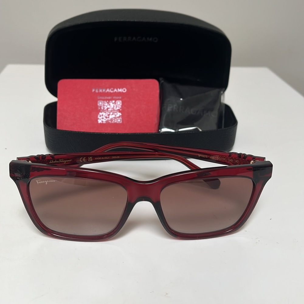 Ferragamo luxury sunglasses NEW